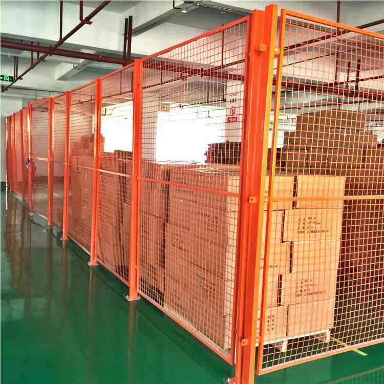 厂家直销隔仓库离网护ZBE栏网钢丝护栏网隔免计离网费设安装