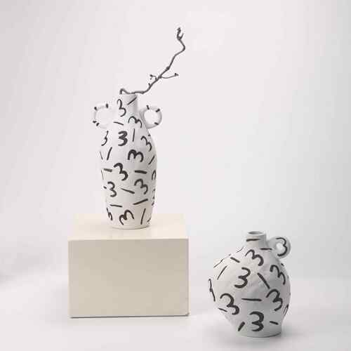 现代简约艺术手绘陶瓷花瓶摆件样板间售楼处酒店客厅桌面创意装饰