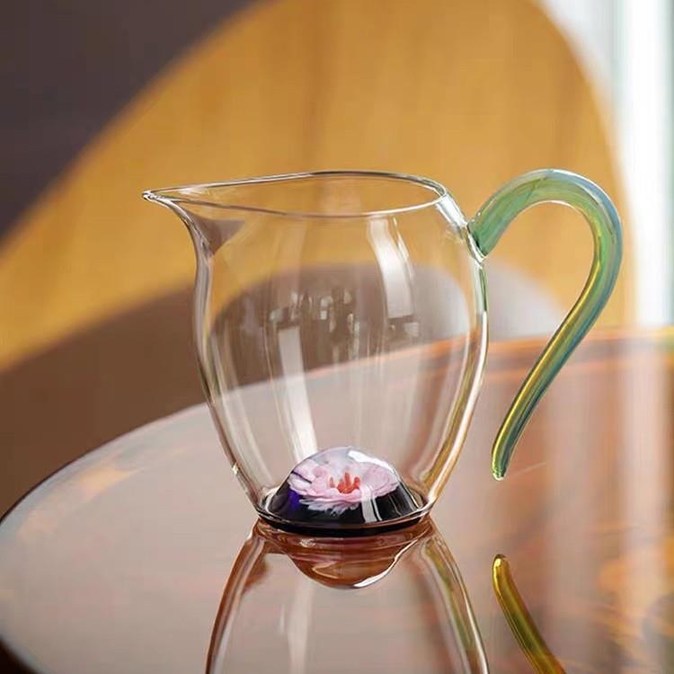 加厚高硼硅玻璃公道杯 花语棠韵怡然茶海分茶器 创意彩色把手茶海