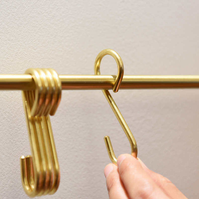 勾挂5黄铜 厨房卫生间 的小钩子个收纳挂钩杆金色s批发金万金油装