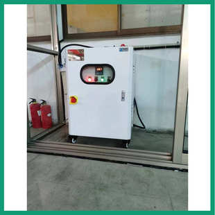 高压喷雾设备园林景观喷雾加湿机器人造雾冷雾系统造雾机造雾主机