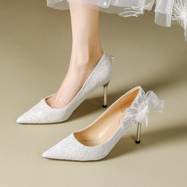 白色珍珠水晶鞋婚纱伴娘秀禾婚鞋女细跟春法式宴会花朵尖头高跟鞋