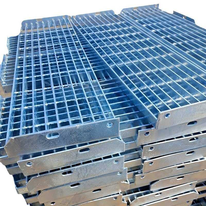 热镀锌钢格板定制304不锈钢格栅板平台重型网格板楼梯踏步板加工,基础建材,排水沟槽/盖板,淘宝优惠券,粉丝福利购,淘宝优惠卷