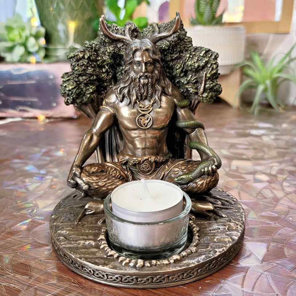 北欧神话凯尔特神话塞努诺斯雕像创意覆古烛台摆件欧式烛台ins风