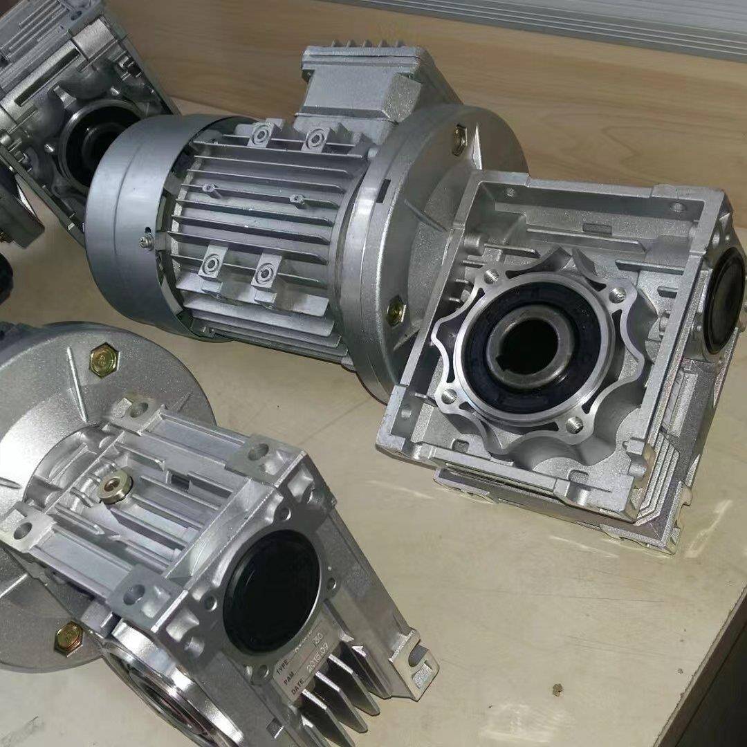 RV系列减速机 慧磊牌 碳钢材质 可选择多种类型号
