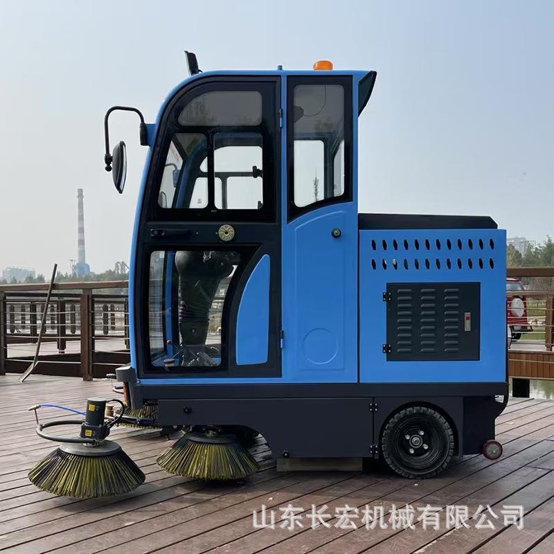 全封闭小型驾驶式扫路车工业园区地面吸尘清扫环卫树叶扫地清扫机