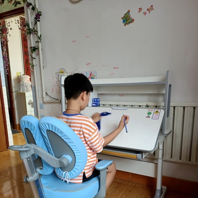 浩轩宜家儿童学习桌怎么样?体验过都说好?到底是事实还是托的说词