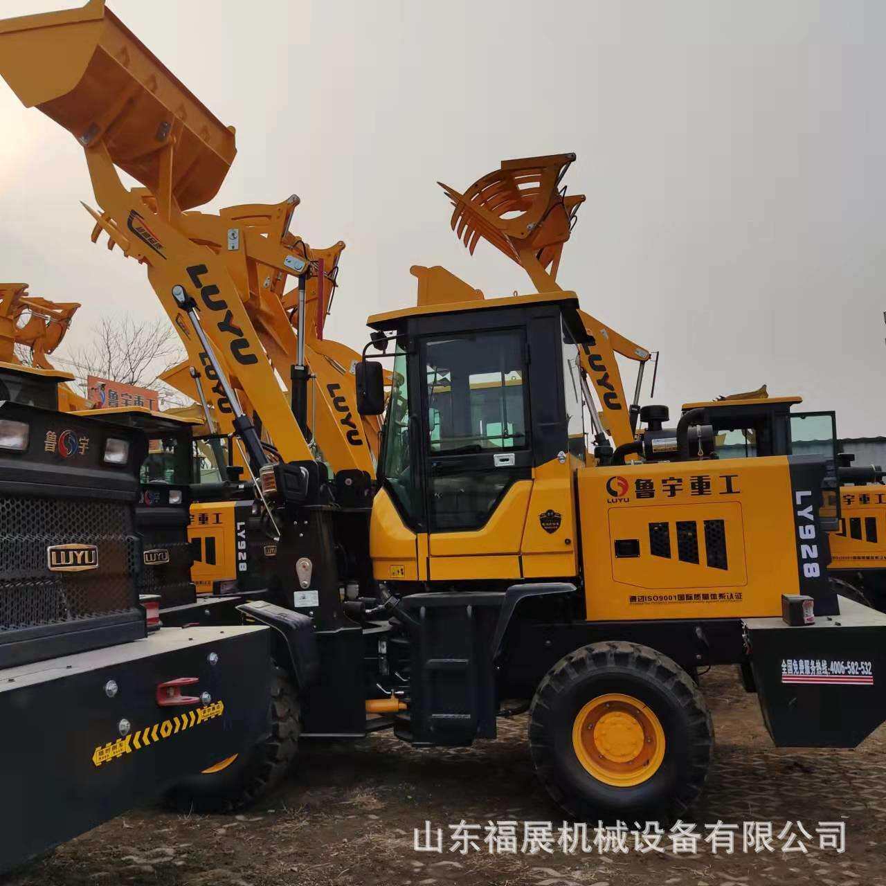 2.5吨小型铲车推铲沙石土料小麦多用途LT920双缸柴油装载机价格表