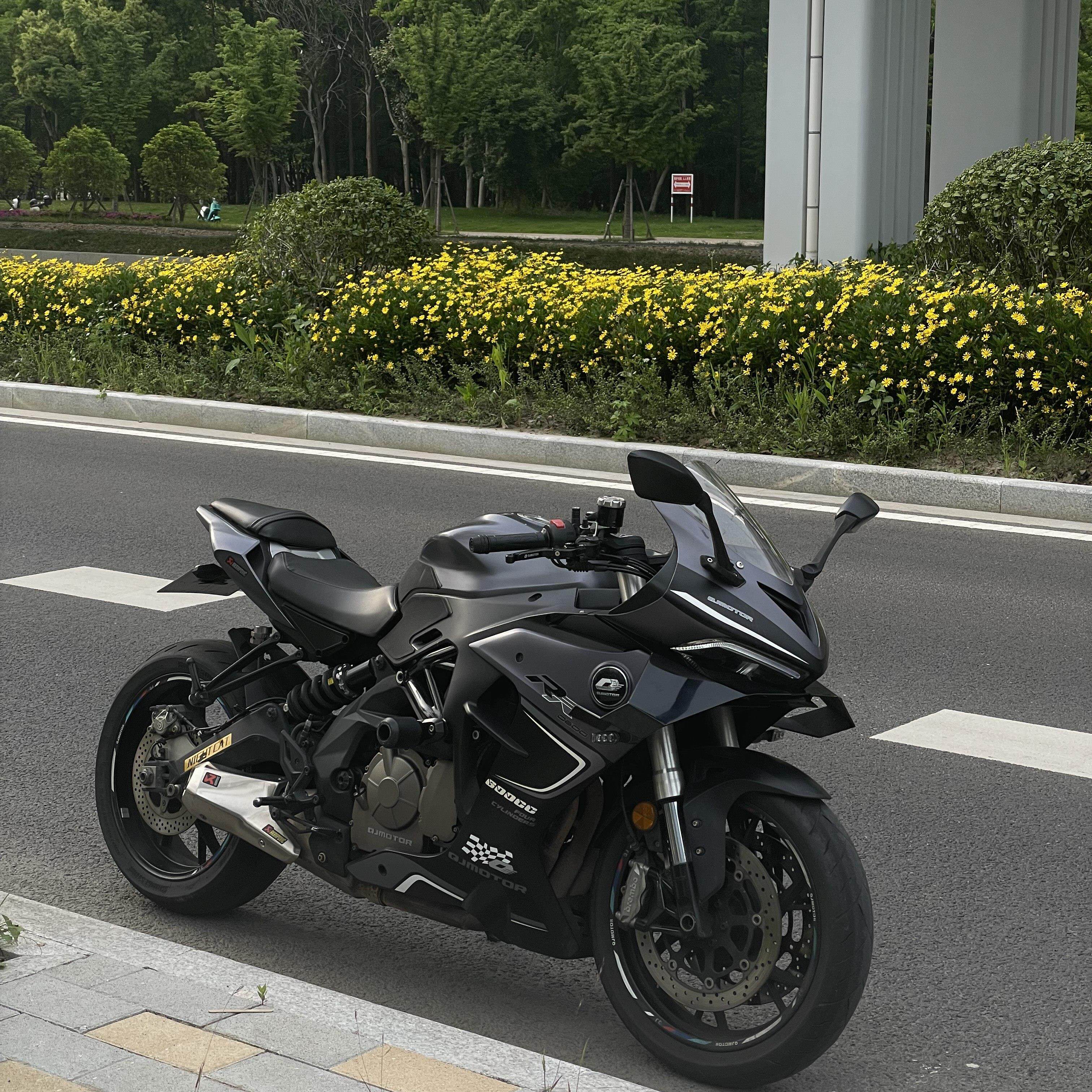 21款钱江赛600定风翼/老款赛600超高性价比机车导流罩黑色/白色