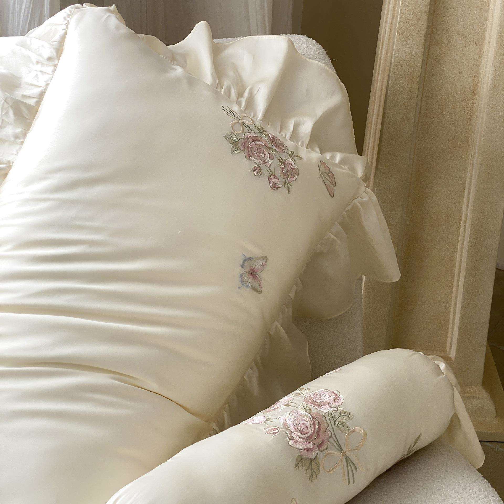 超柔透气莱赛尔棉四件套少女心花卉刺绣四季款裸睡被套床品白粉色