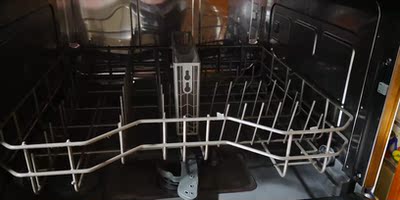 【窦 吢 珍分享】华凌洗碗机怎么样?分享我心酸血泪史!