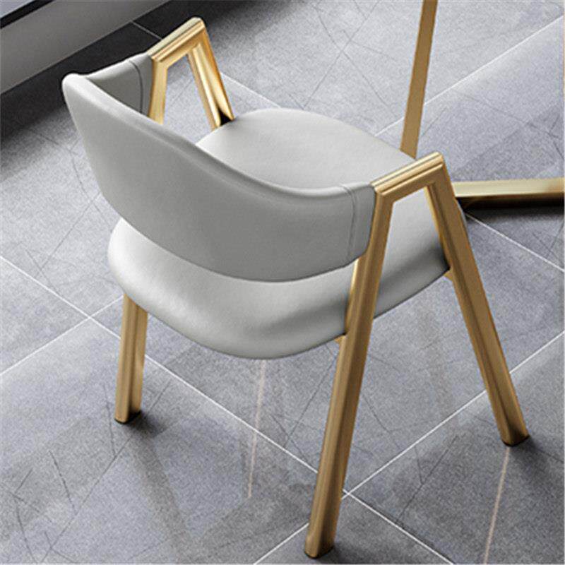 一把椅子简单流行电子竞技家居小公寓化妆凳卧室办公室休闲学习铁