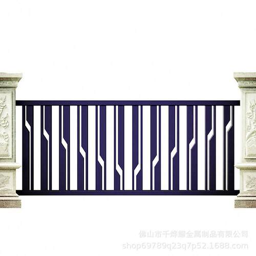现货市政道路护栏马路中间安全隔离栏城市交通防撞栏杆人行道围栏