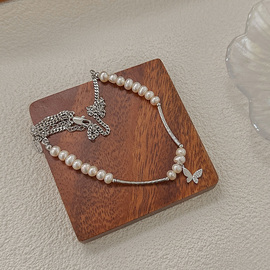小众设计轻奢珍珠项链蝴蝶吊坠，拼接金属高级感锁骨链气质个性颈链