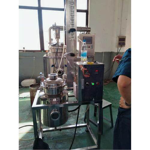 厂家供应植物精油30L仝莫天然用植物精油提取设备
