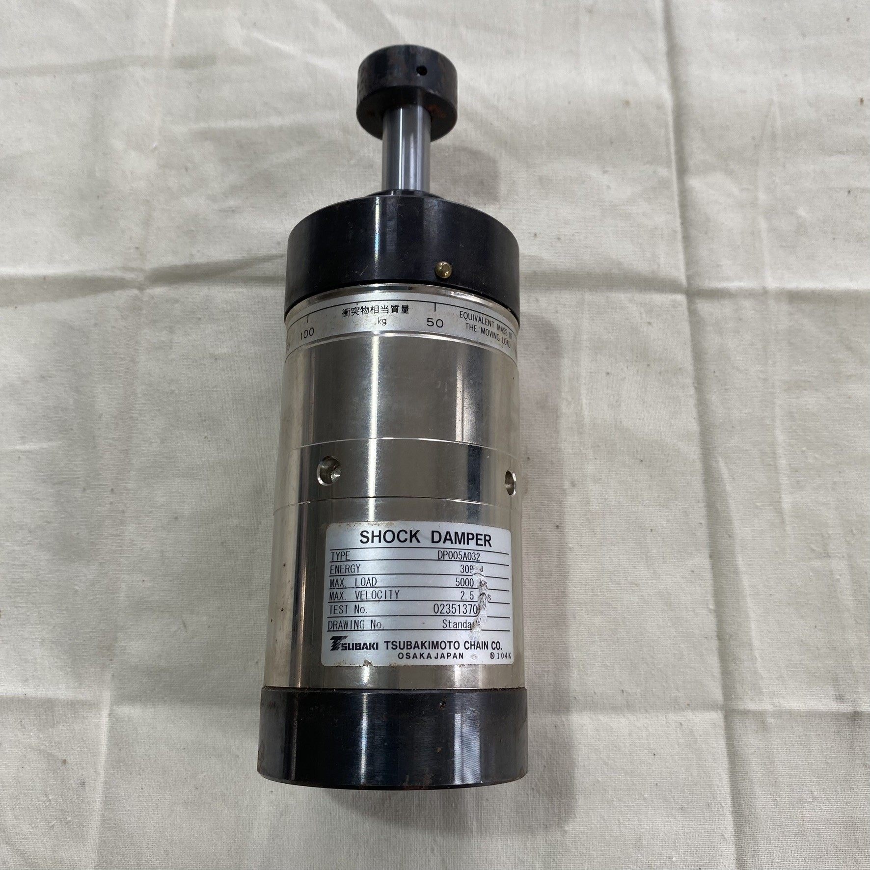 日本椿本TSUBAKI原装减震器，型号DP005A032。实
