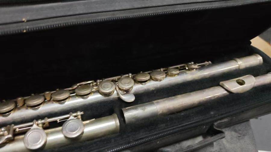 1月10日北京【京械9135】单位淘汰报废处置长笛一台网络拍卖公告