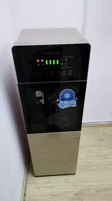 来说下沁园502A质量好还是8585更好用些？功能上都有什么不同？