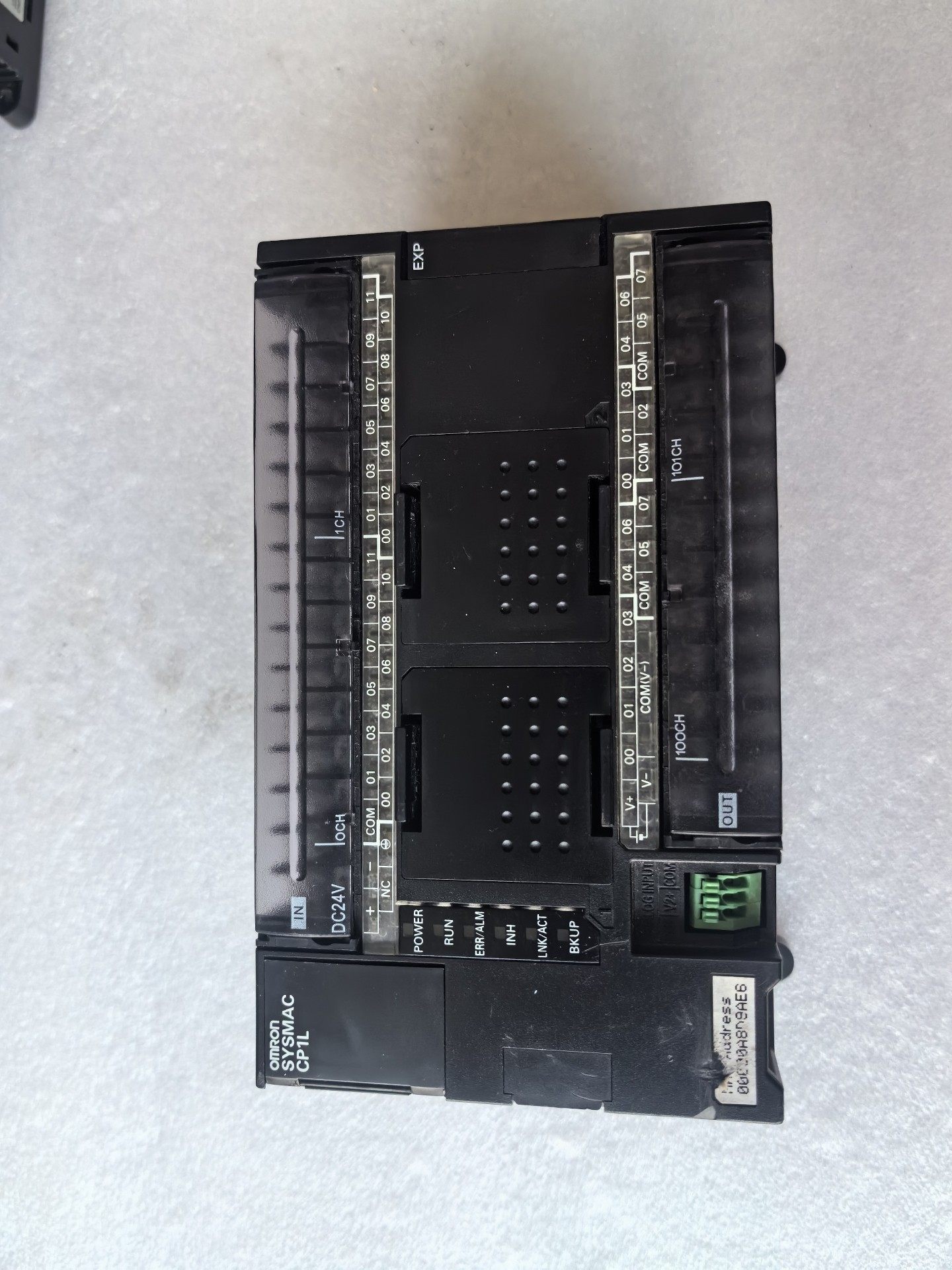 欧姆龙CP1L-EM40DT-D实物拍摄，功能包好，拆机！