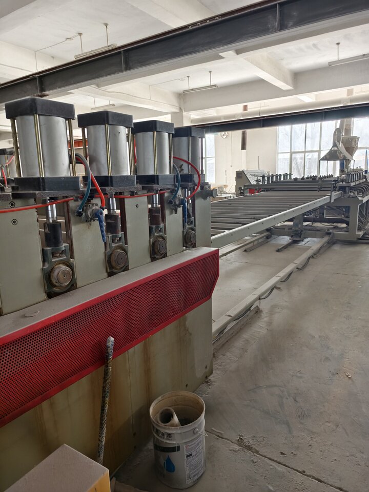 3月5日济源科技公司名下存货、机器设备及电子设备、房屋建(构)筑物、生产性生物资产及商标网络拍卖公告