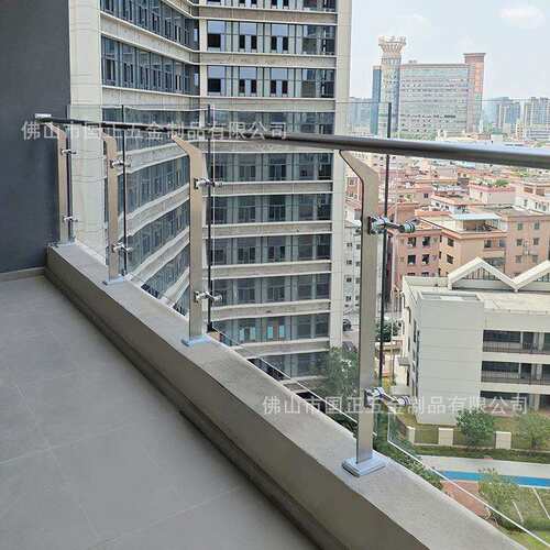 不锈钢阳台玻璃栏杆扶手立柱室外楼梯护栏商场工程玻璃护栏立柱