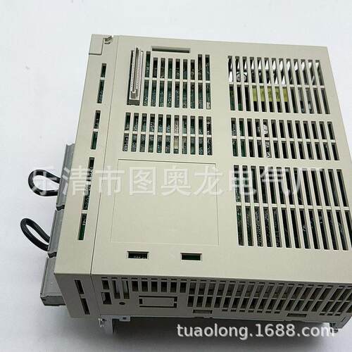 实物全新 断路器 A9F44104 质保一年