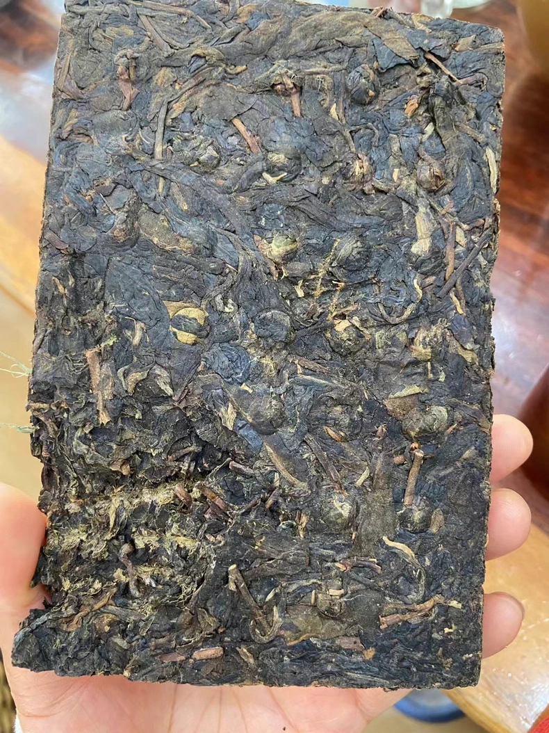 清倉撿漏2004年500克班章古樹茶千年古茶樹老生茶磚 普洱茶 BUASHOP普洱老茶
