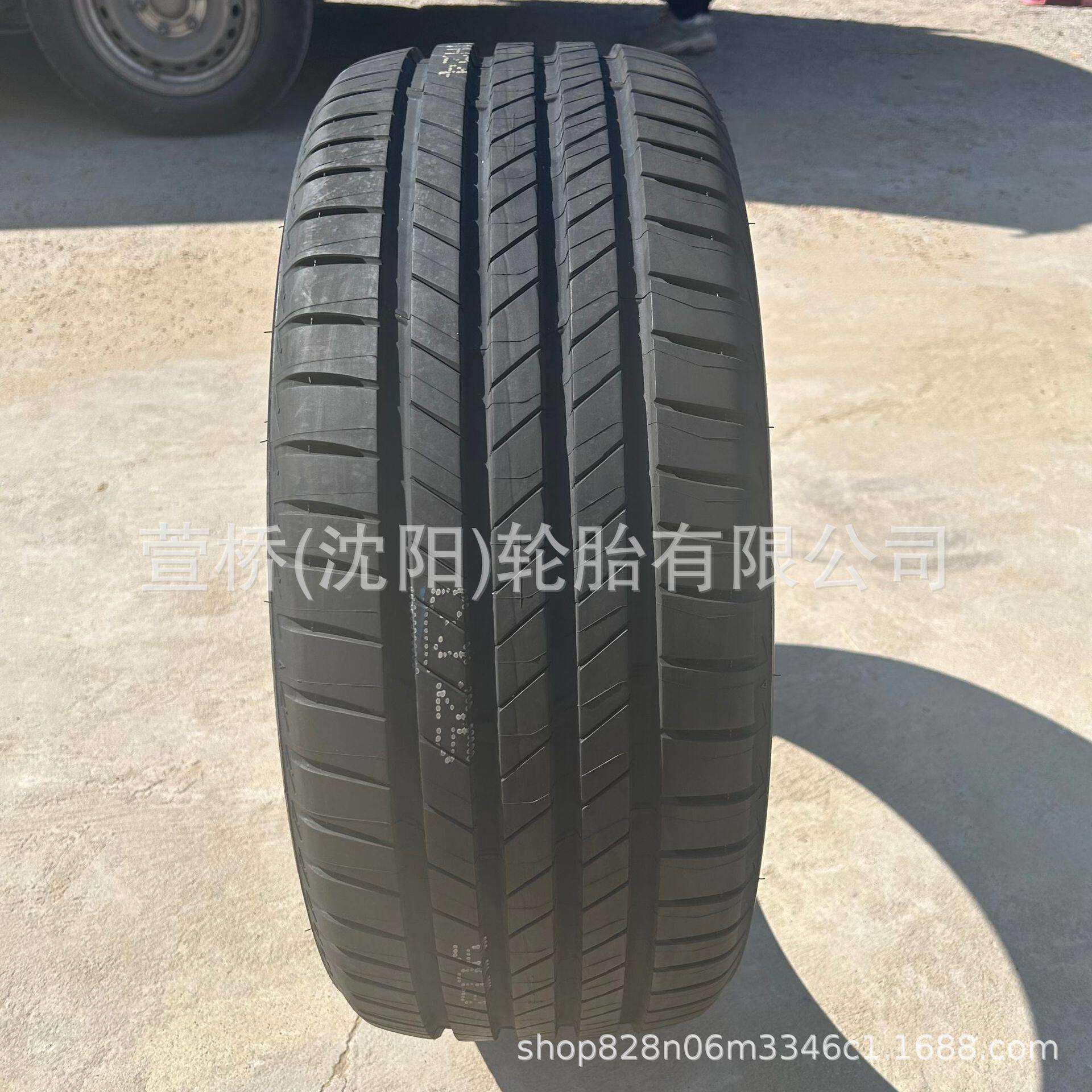 普利司通245/50R20 BRIDGESTONE