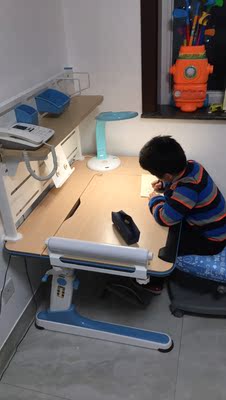 家长朋友们生活诚品儿童学习桌怎么样，入手揭秘质量差不差？