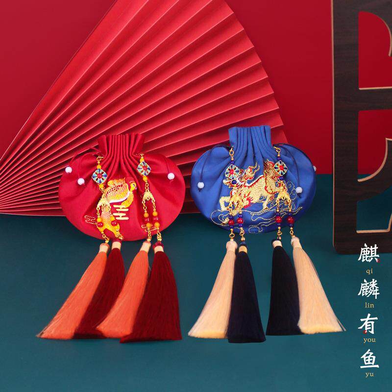 【】香囊空袋节庆招财香包缎面麒麟有鱼刺绣荷包
