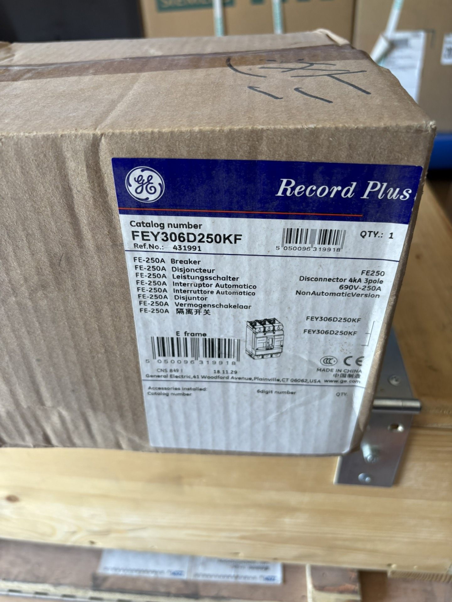 GE通用电气塑壳断路器FEY306D250KF、全新原装、型