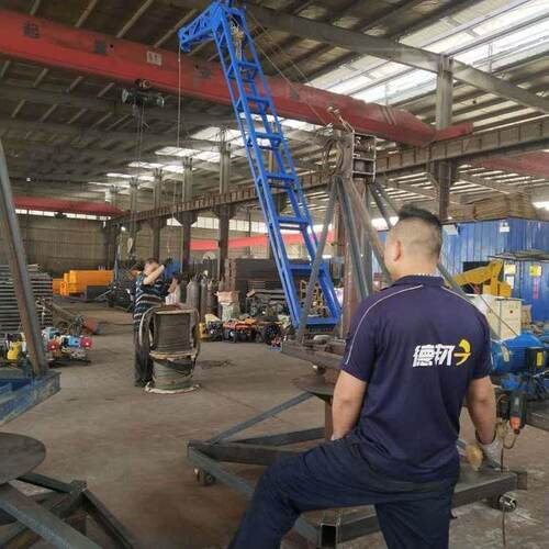 小型码头吊机60度旋转码头吊鱼塘吊鱼水库装运鱼建筑工程吊运