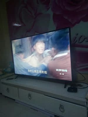 别忽悠我TCL55v2好还是海信55E52D好？功能上差异在哪里？