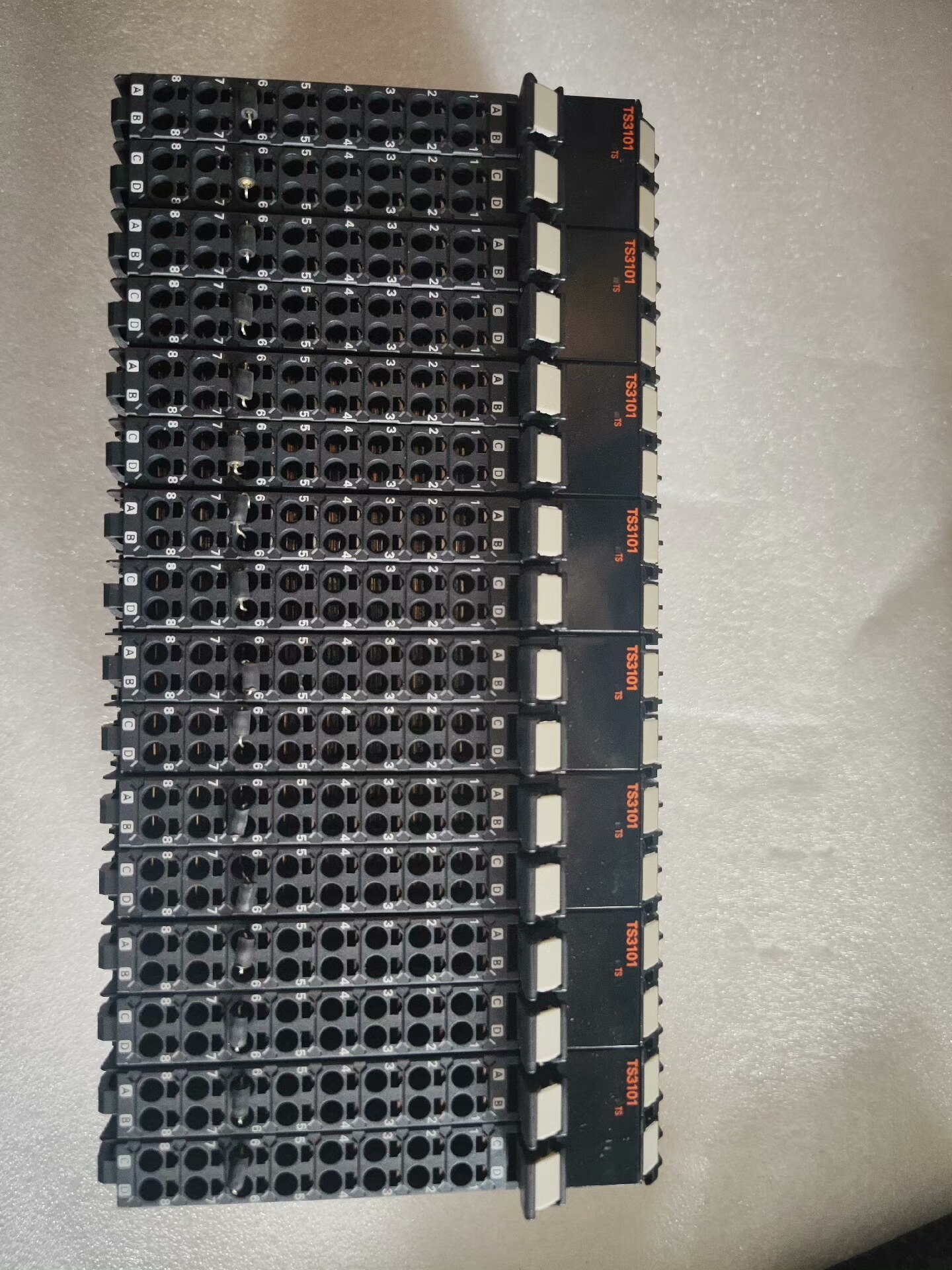 欧姆龙模块NX-TS3101  有8个，具体看图，图片实物。