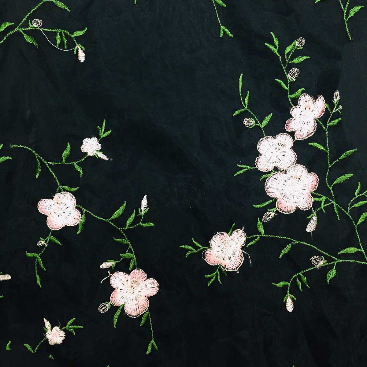 欧根纱彩色线绣花蕾丝 工厂质量 现货供应 量大从优定制刺绣,居家布艺,花边,淘宝优惠券,粉丝福利购,淘宝优惠卷