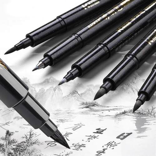 Calligraphy brushes, soft brushes that can be refilled with