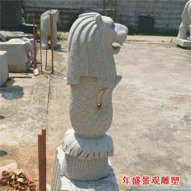 白麻石鱼尾狮石材雕刻厂家 新加坡狮鱼流水摆件广场装饰景观喷泉