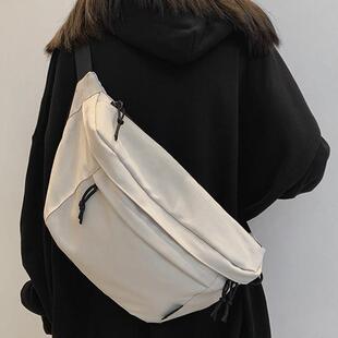 斜挎包男款腰包2024新款大容量胸包女运动背包男生单肩休闲小挎包