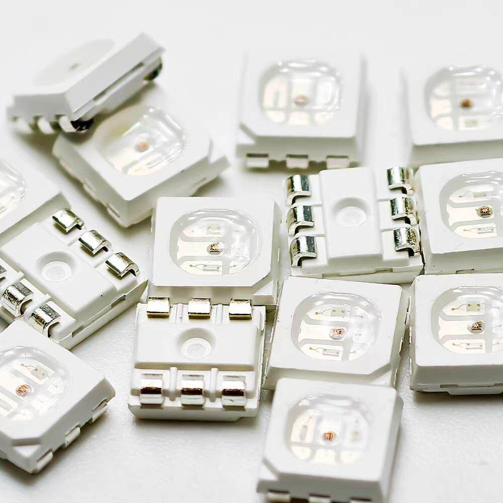 陶瓷3535RGB三色灯珠舞台灯彩灯灯带用LED灯珠