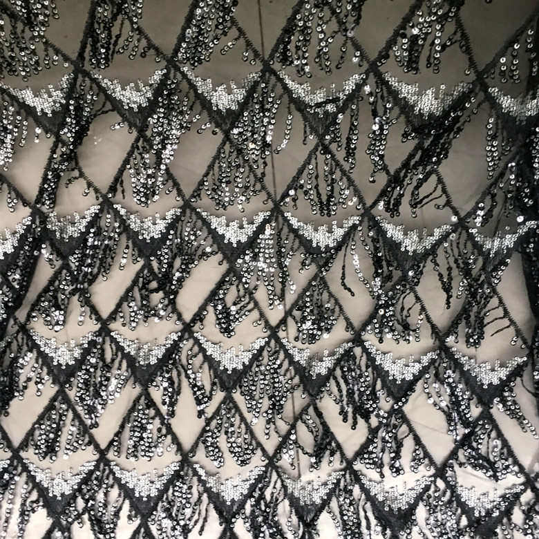 粉色亮片布3+5mm亮片流苏吊须菱形绣花 绣花亮片布料服装包包面料,纺织面料/辅料/配套,汉服面料,淘宝优惠券,粉丝福利购,淘宝优惠卷