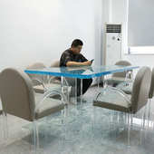 亚克力透明网红ins风悬浮餐桌 家用小户型靠墙手扶桌椅组合批发