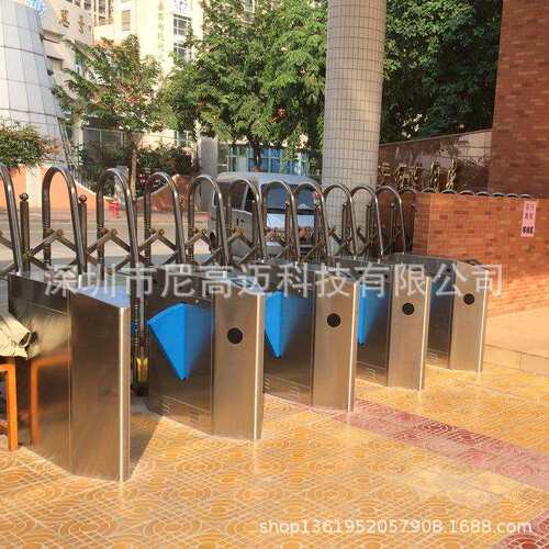 厂家直供小区办公写字楼专业出入口翼闸旅游景点旋转一体化摆闸机