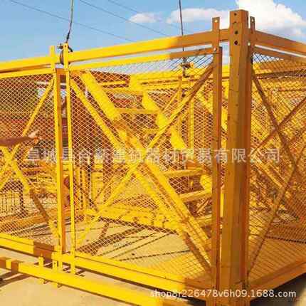 河北安全爬梯厂家桥梁施工梯笼封闭式安全爬梯脚手架梯笼新款