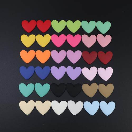 彩色塑料爱心扣充电器发饰手工卡通饰品纽扣心形头饰装饰扣子