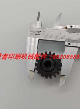 海德堡印刷机配件CD10SM102打版电机驱动齿轮C5.016.406  18齿
