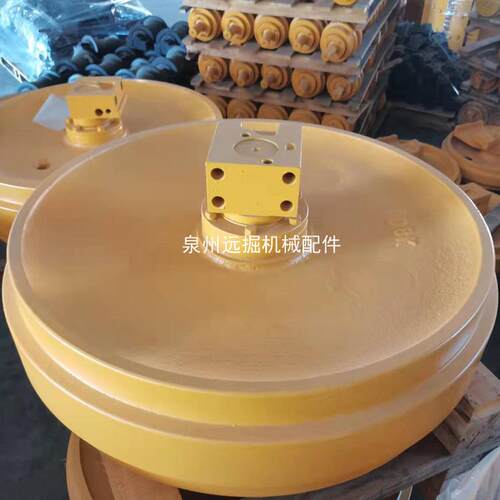 D8K引导轮推土机底盘导向轮D8K单边双边支重轮耐磨齿块支重轮拖轮
