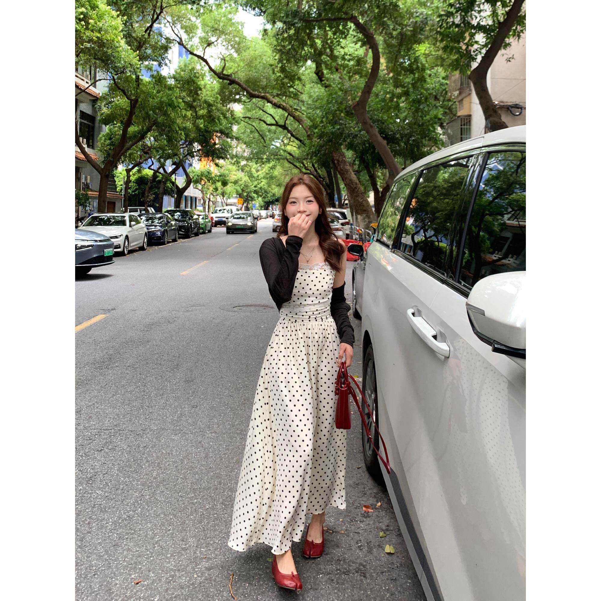 切糕自制小个子春季绝美吊带裙子女新款独特漂亮长版波点洋装