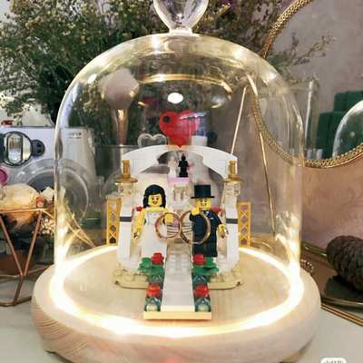 工厂新款ins永生花微景观透明玻璃罩子彩灯底座 节日礼品玻璃摆件