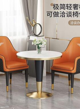 轻奢餐椅高家档意式用椅软包扶手休闲靠背椅子酒洽淡店桌椅QUO宾