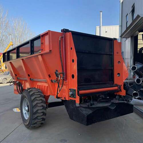 农田抛撒车拖拉机牵引有机肥撒粪车鸡粪猪粪牛粪横式绞龙撒粪车